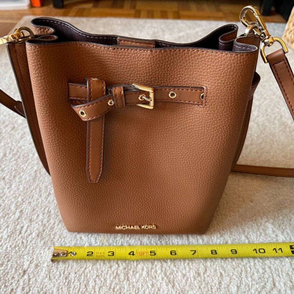 Michael Kors Emilia Bucket Bag Crossbody